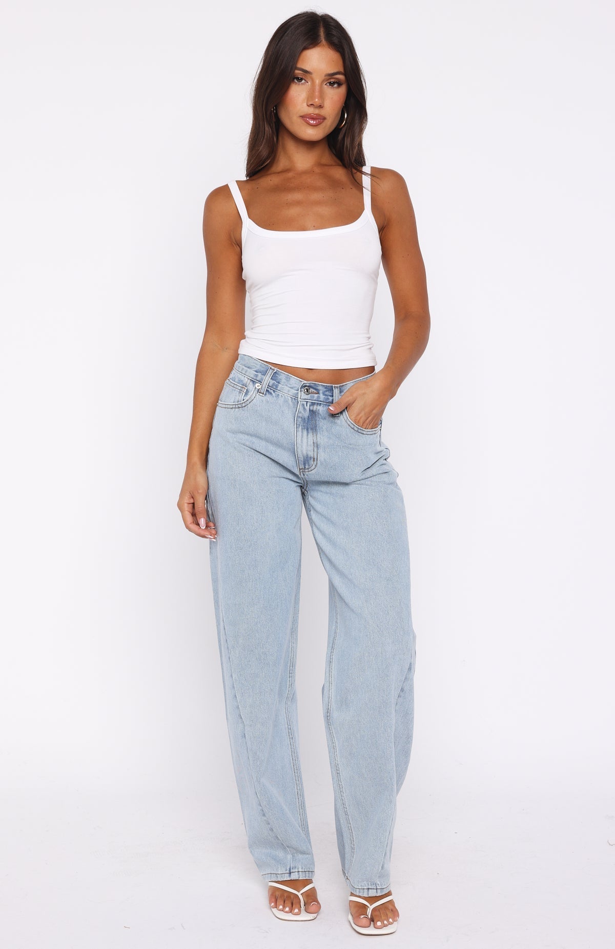 White Fox Kiara Mid Rise Barrel Leg Jeans Mid Blue
