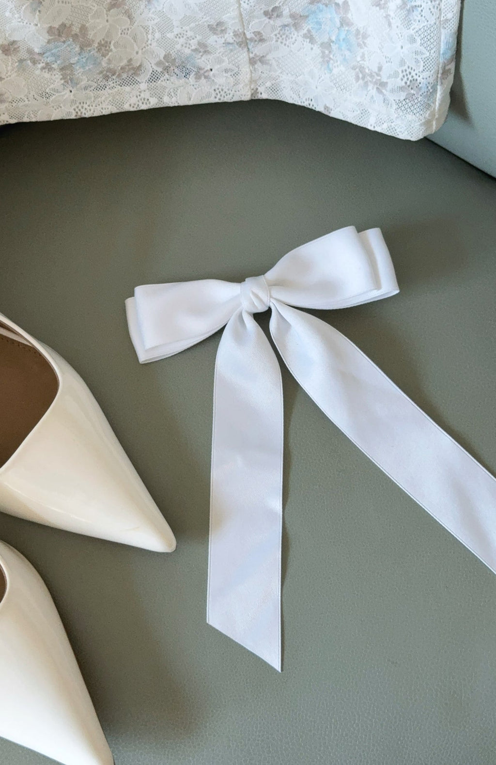 White Fox Sweet Serenity Bow Hair Clip White