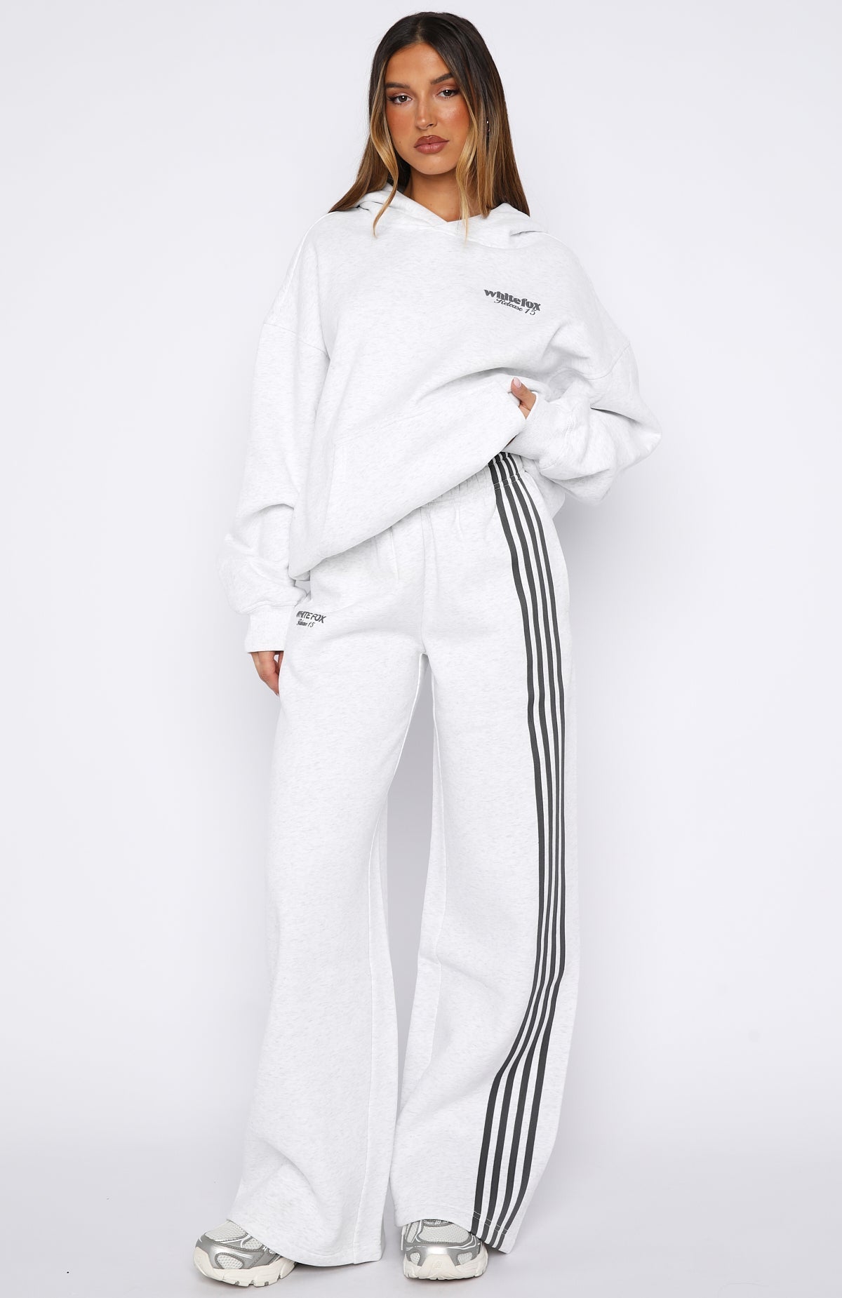 White Fox Release 15 Asalia Wide Leg Sweatpants Grey Marle