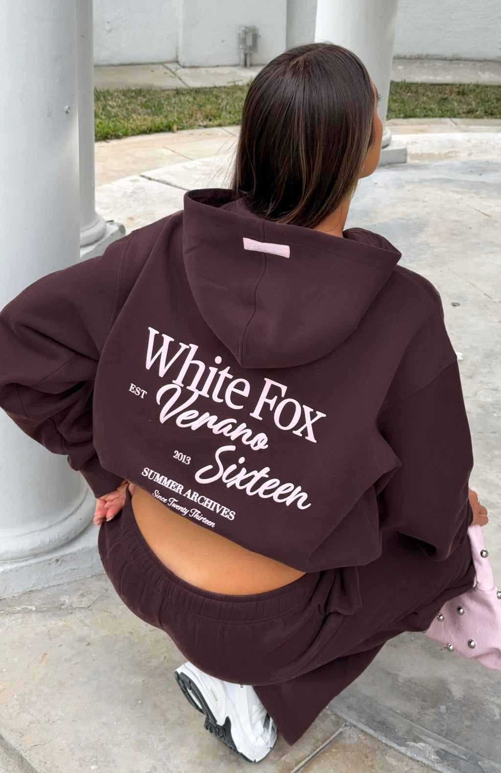 White Fox Verano Sixteen Lilia Oversized Hoodie Chocolate