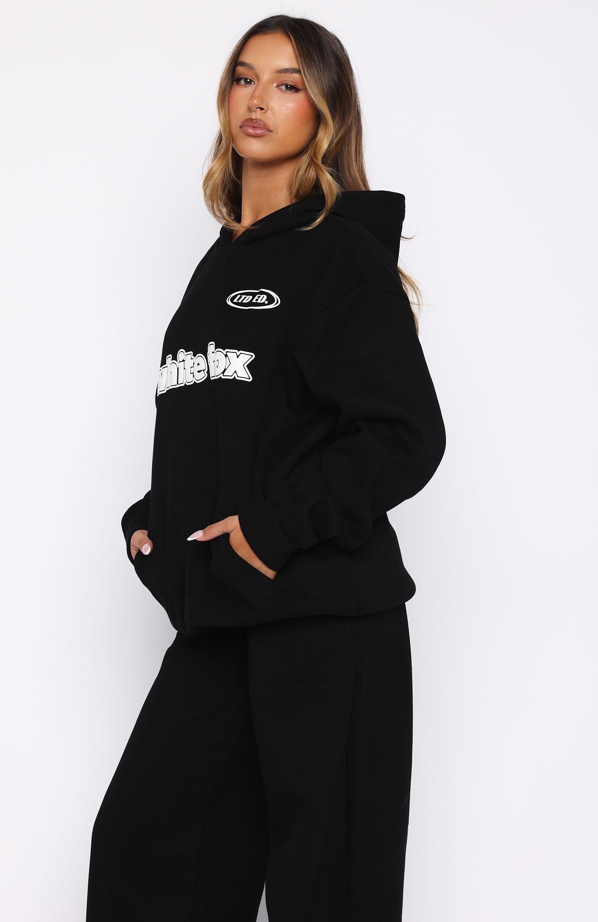 White Fox Ready To Go Oversized Hoodie Black