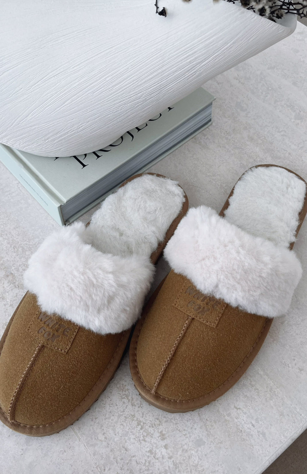 White Fox Grayson Slippers Chestnut