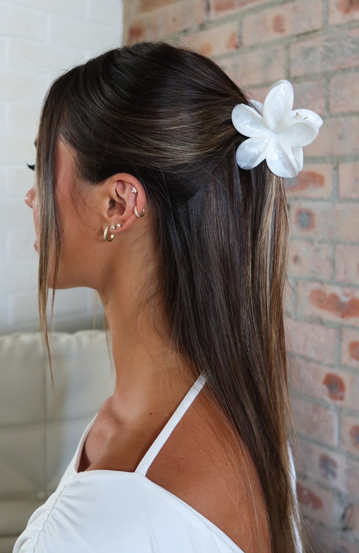 White Fox Floral Charm Hair Clip White Marble