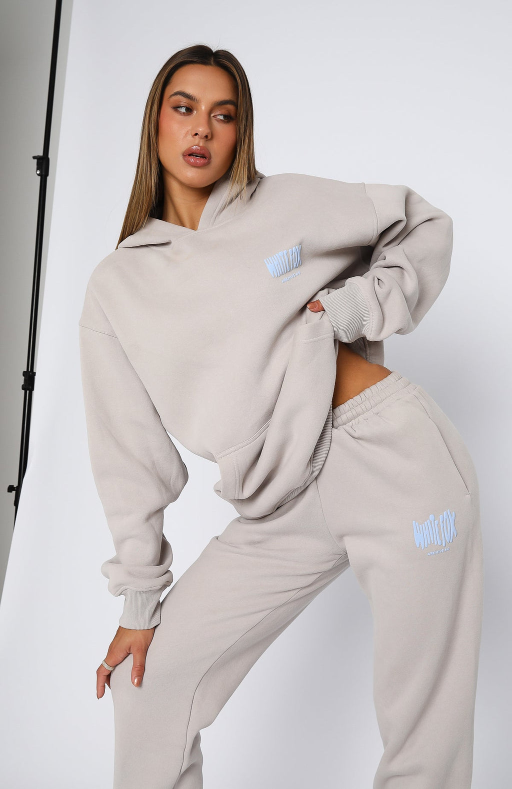 White Fox Archive 6.0 Oversized Hoodie Dove