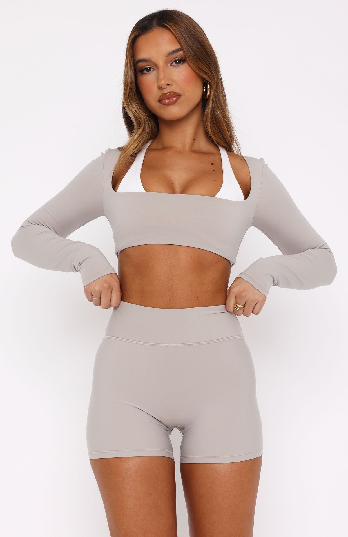 White Fox Keep Up High Waisted Shorts 4" Pebble
