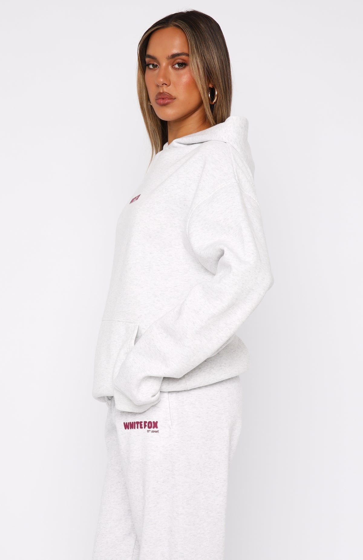 White Fox 11th Street New York Or Nowhere Oversized Hoodie Berry Blast