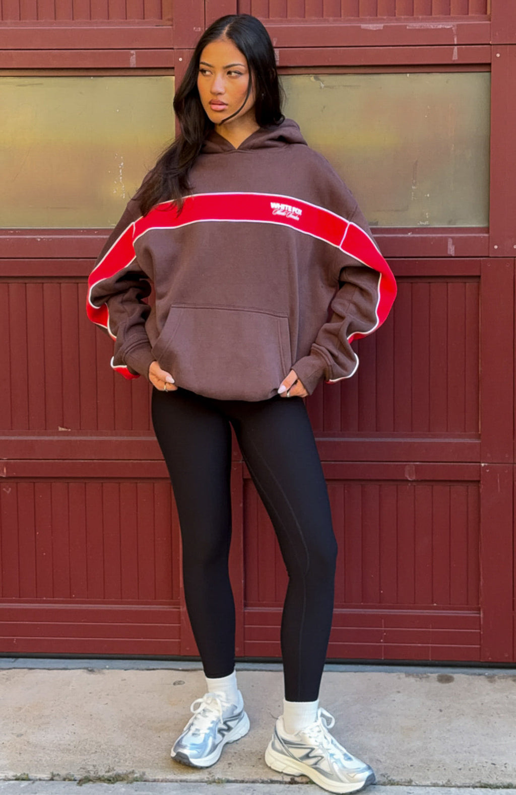 White Fox Studio 17 Jules Oversized Hoodie Chocolate