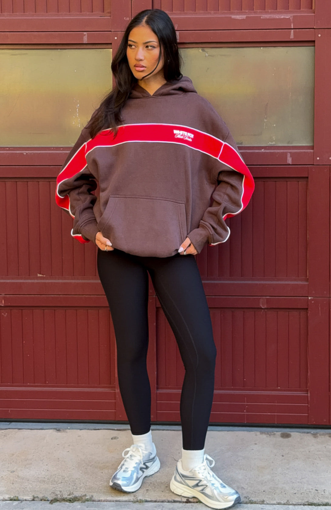 White Fox Studio 17 Jules Oversized Hoodie Chocolate