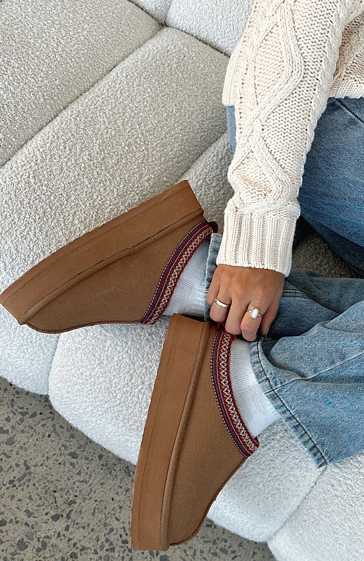 White Fox Tazmin Platform Snug Boots Chestnut