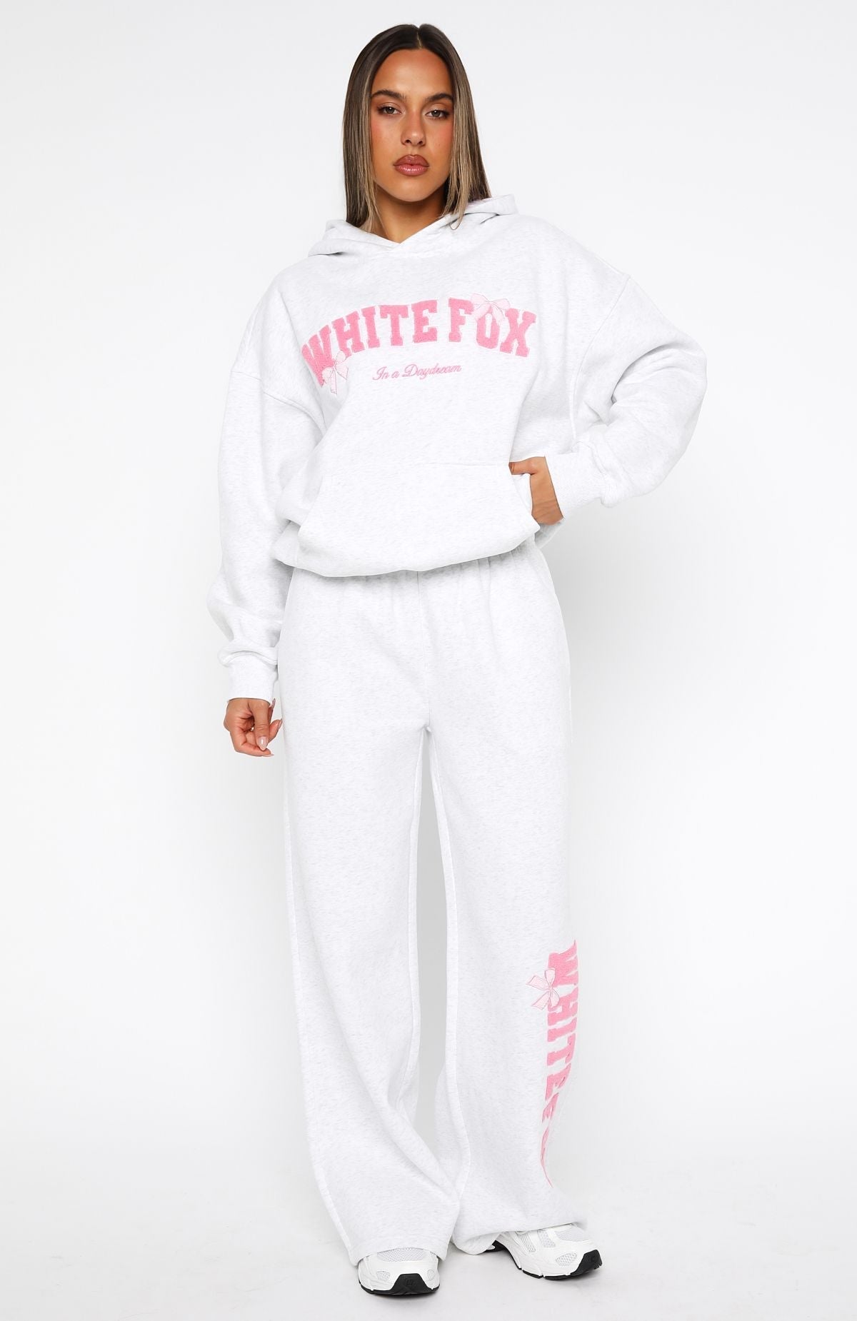 White Fox Daydreamers Madeline Wide Leg Sweatpants Grey Marle
