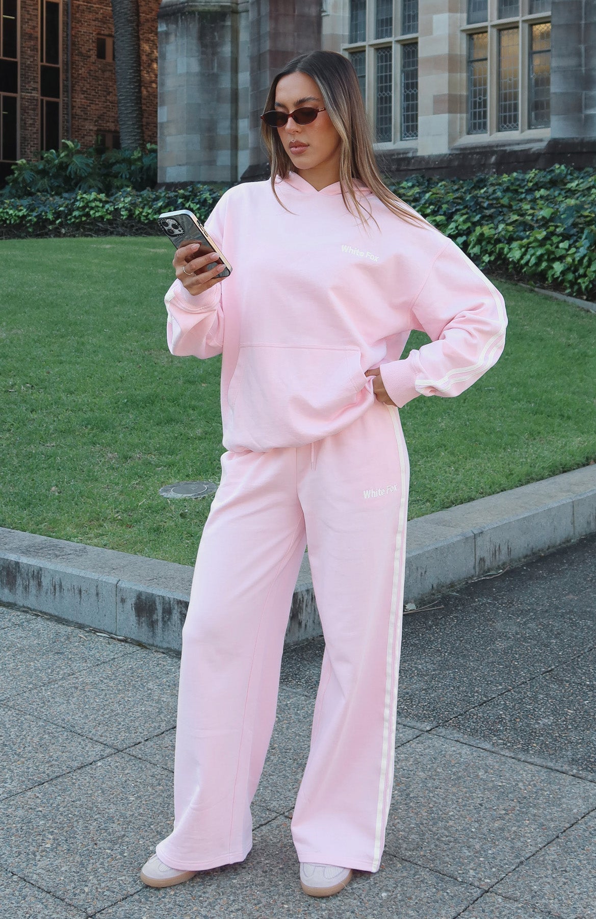 White Fox Star Student Wide Leg Sweatpants Pink