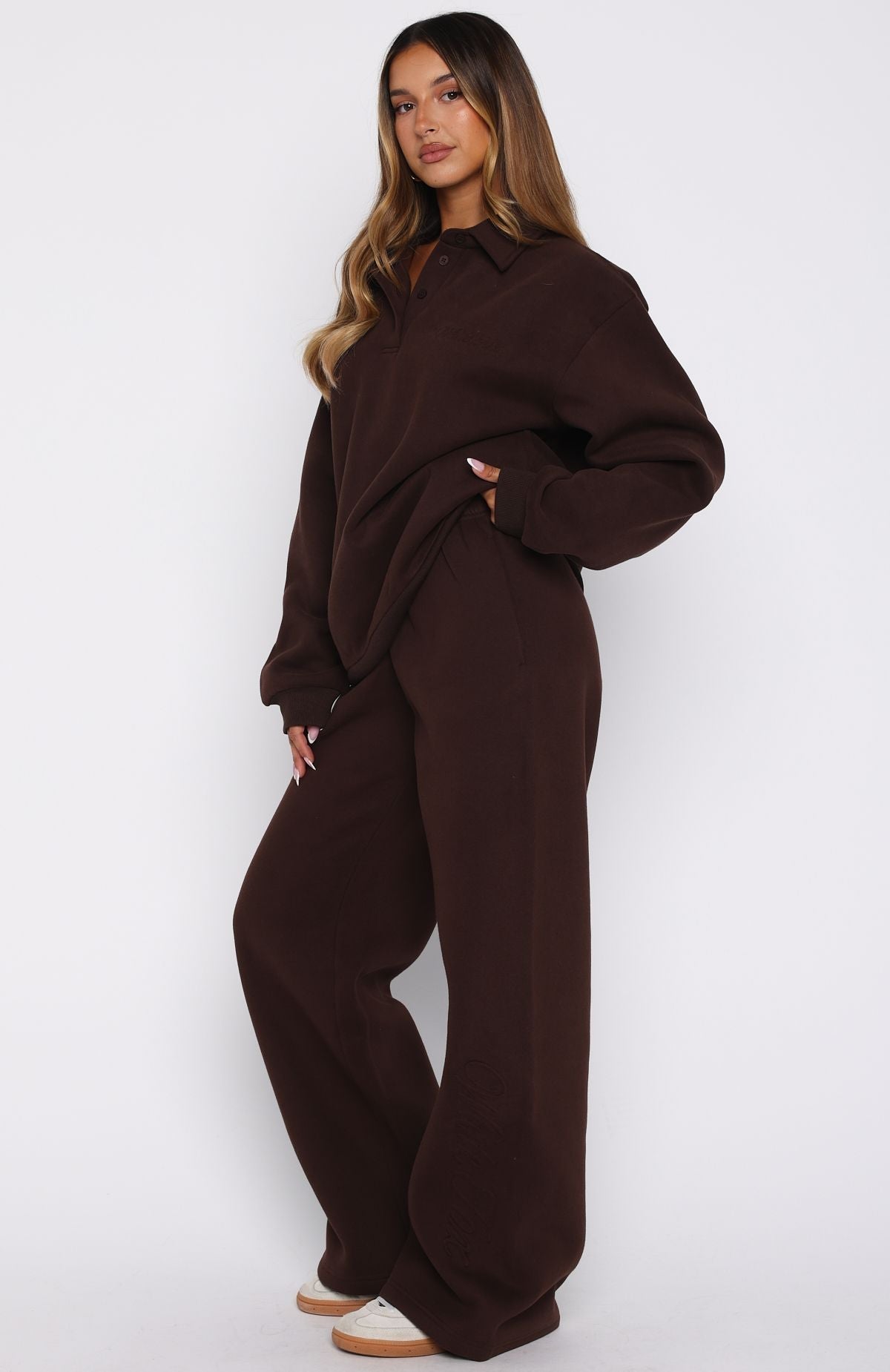White Fox Chill Moves Wide Leg Sweatpants Chocolate