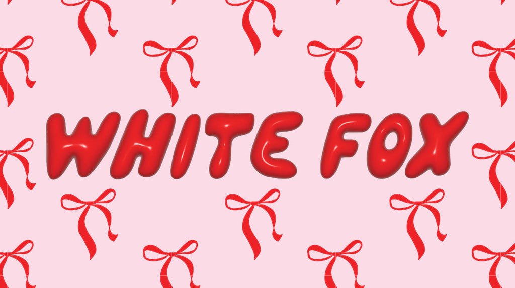 White Fox Christmas Gift Card