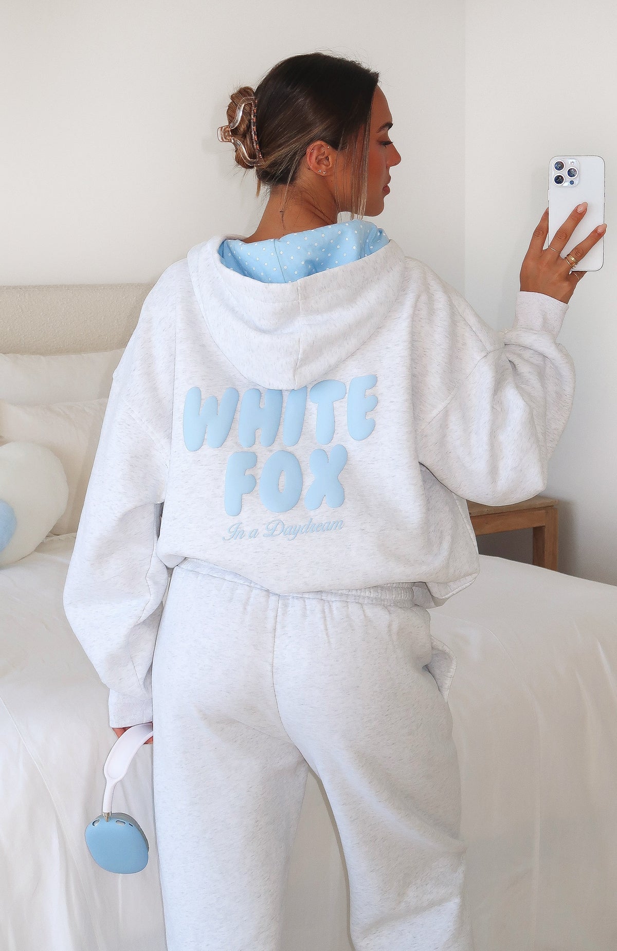 White Fox Daydreamers Nadia Oversized Hoodie Grey Marle