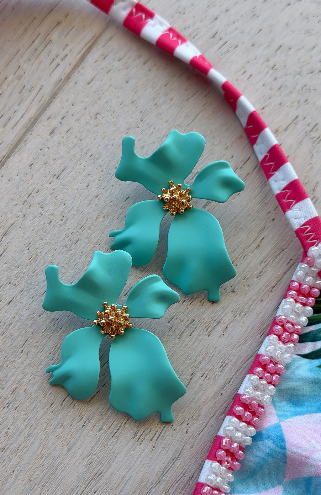 White Fox Hopper Earrings Aqua/Gold