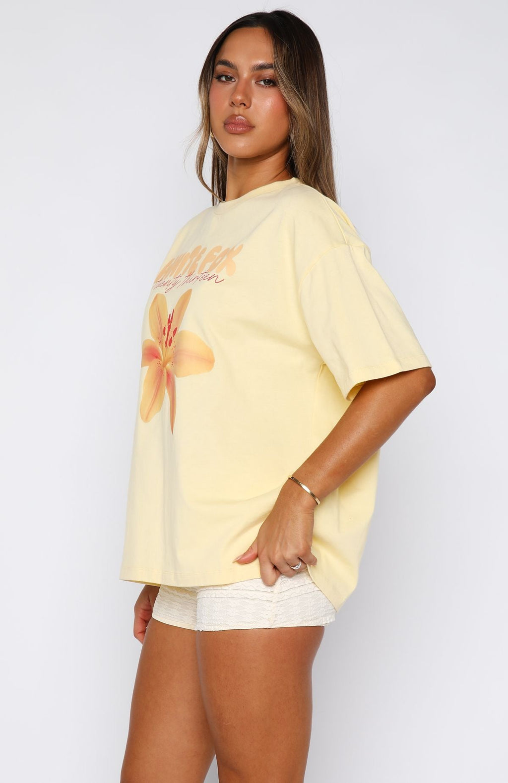 White Fox Got That Glow Oversized Tee Lemon