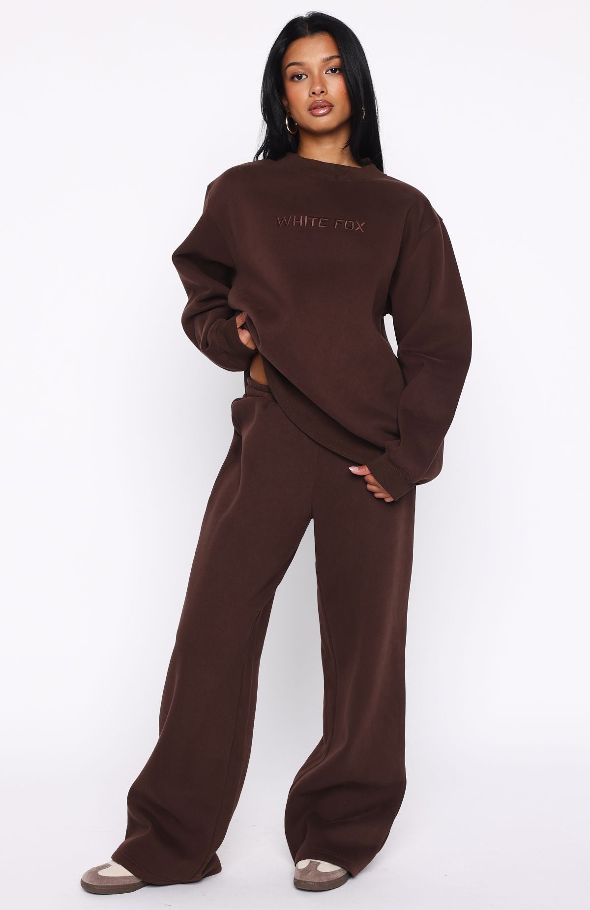 White Fox Stay Lifted Oversized Sweater Bitter Chocolate