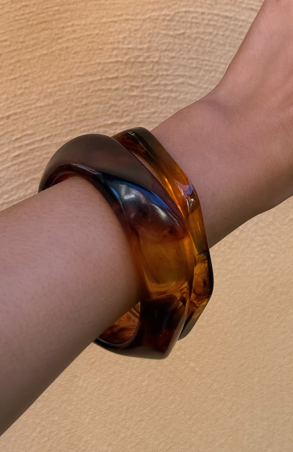 White Fox Bodie Bracelet Set Tortoise