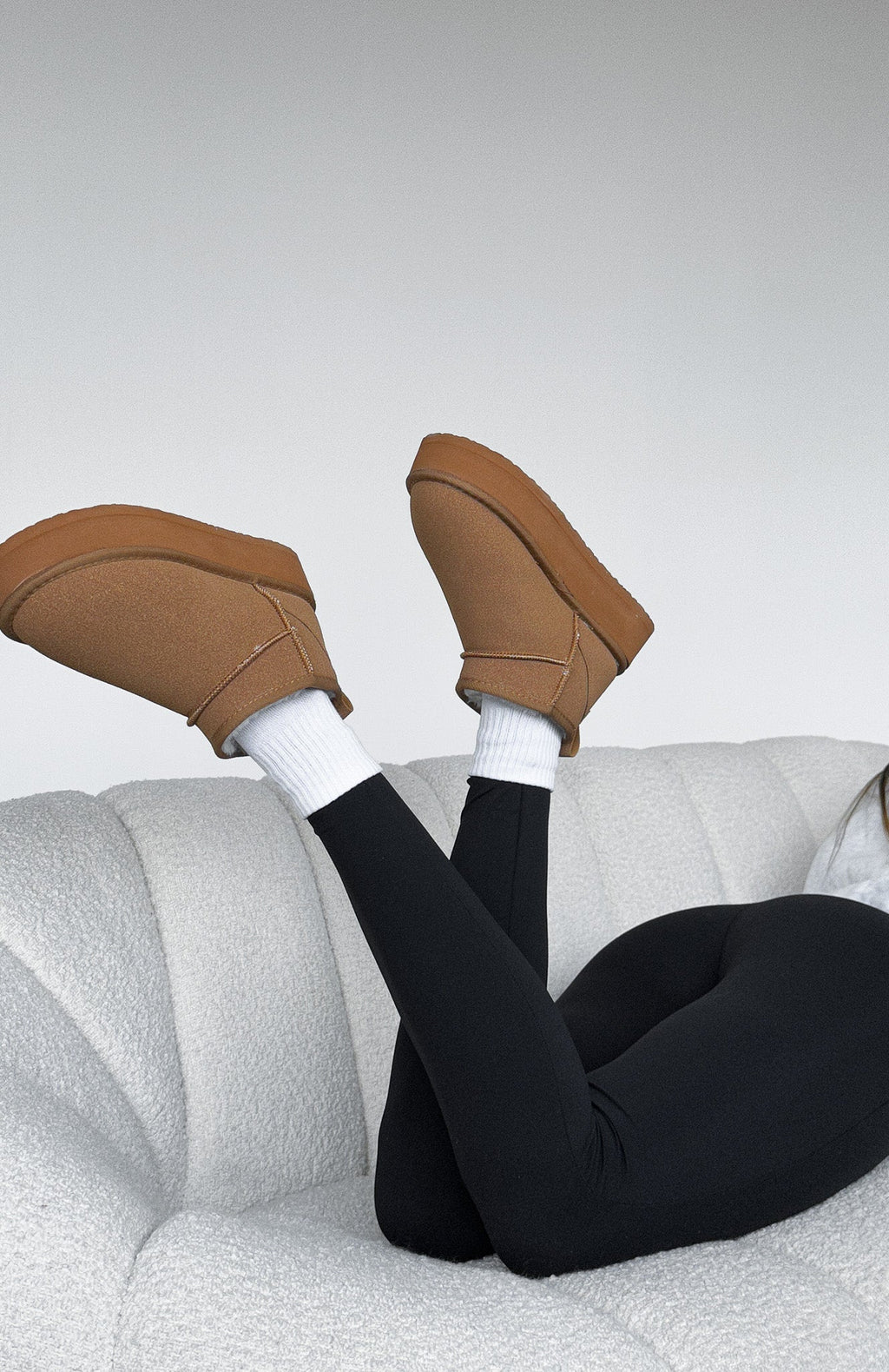 White Fox Jet Setter Platform Snug Boots Chestnut