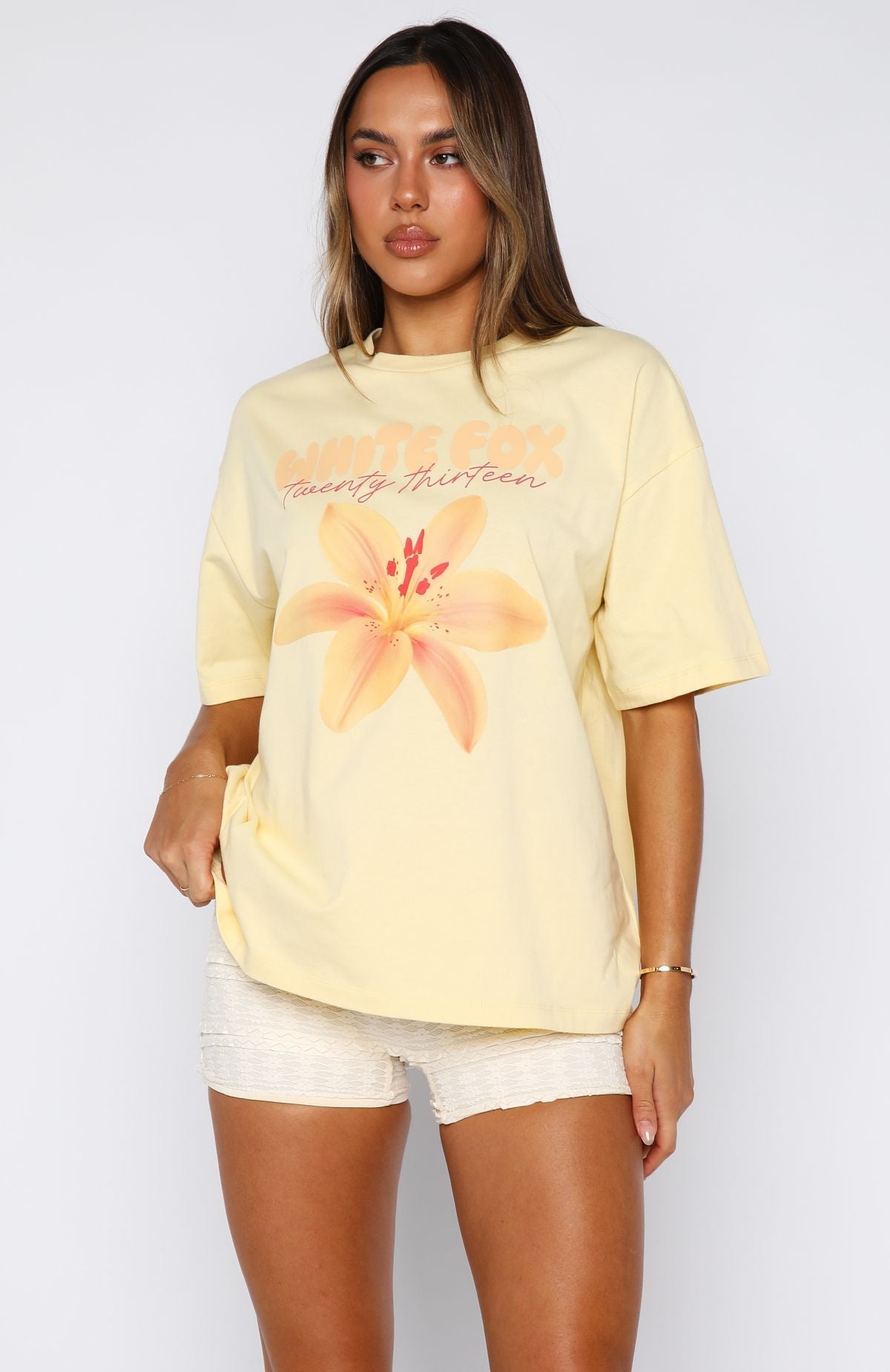 White Fox Got That Glow Oversized Tee Lemon