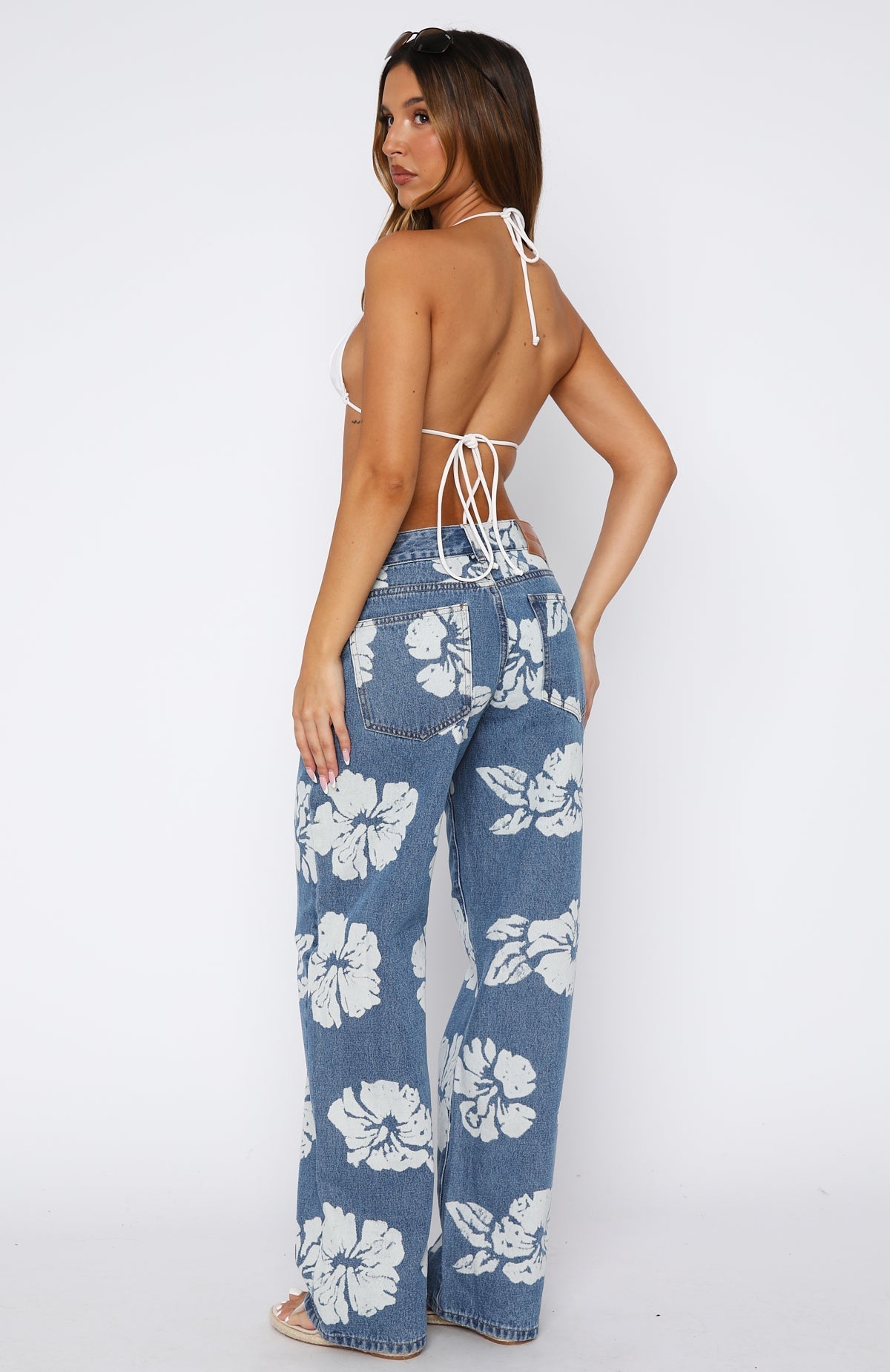 White Fox Jeanie Low Rise Wide Leg Jeans Flower Print