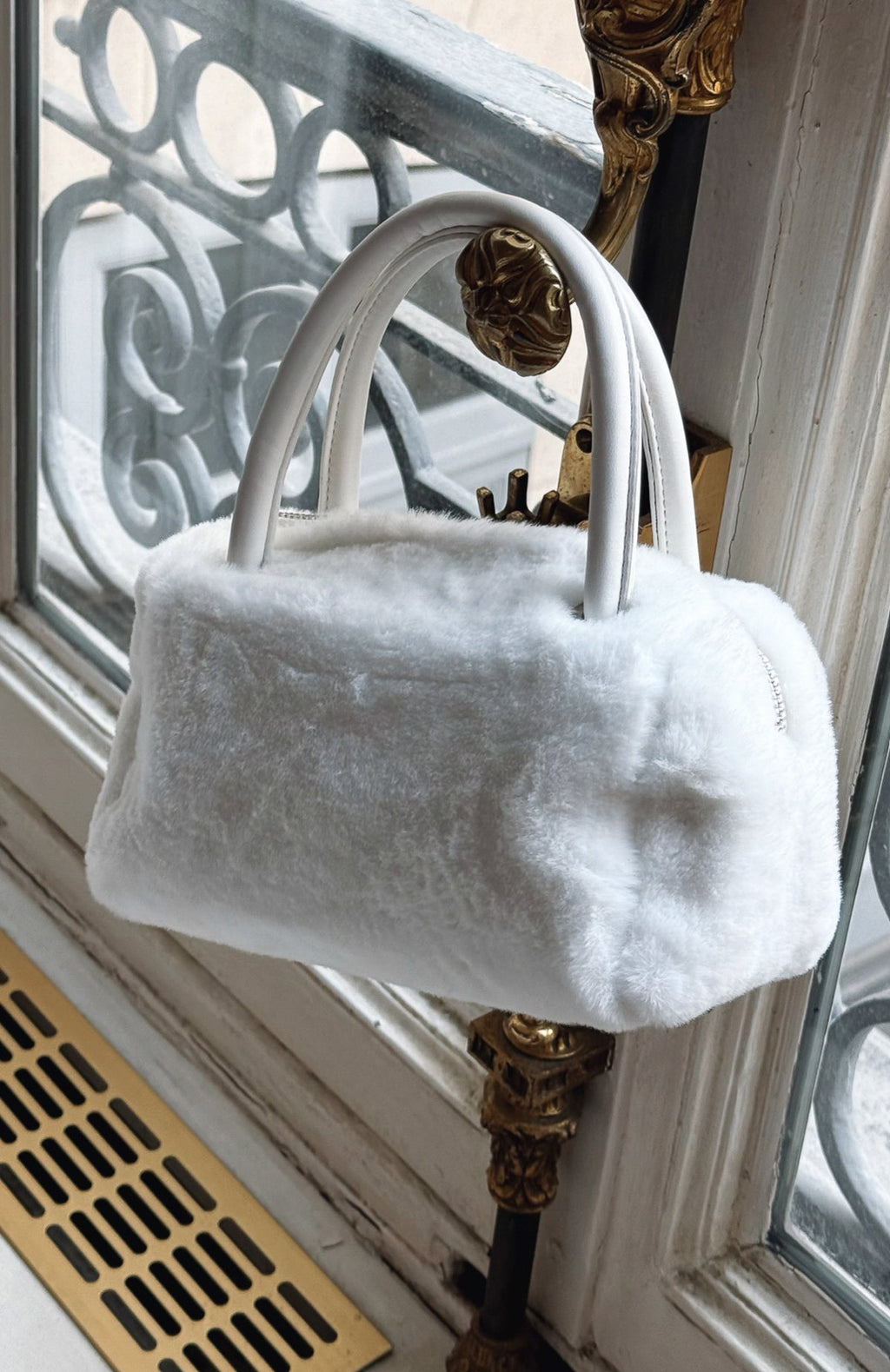 White Fox Reese Top Handle Bag White