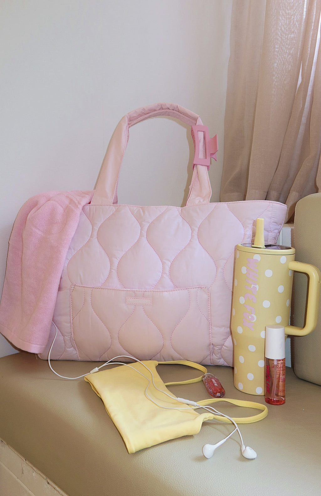 White Fox Always Moving Quilted Tote Bag Ballet Pink