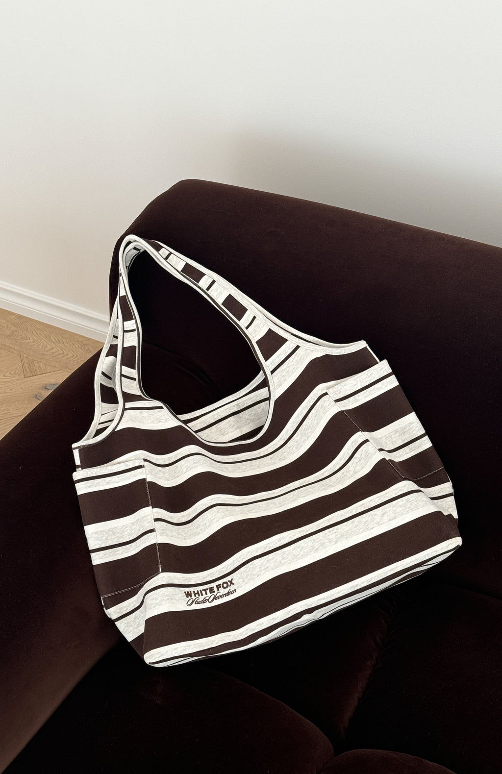 White Fox Studio 17 Jules Shoulder Bag Grey Marle Stripe