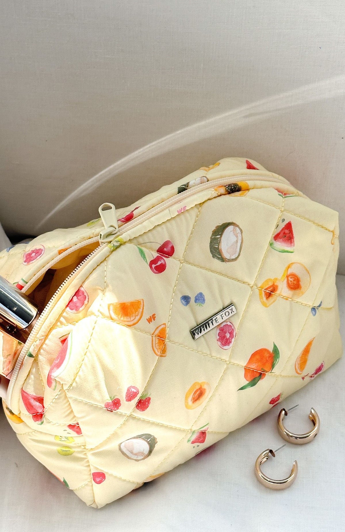 White Fox Getting Ready Cosmetic Bag Fruit Salad