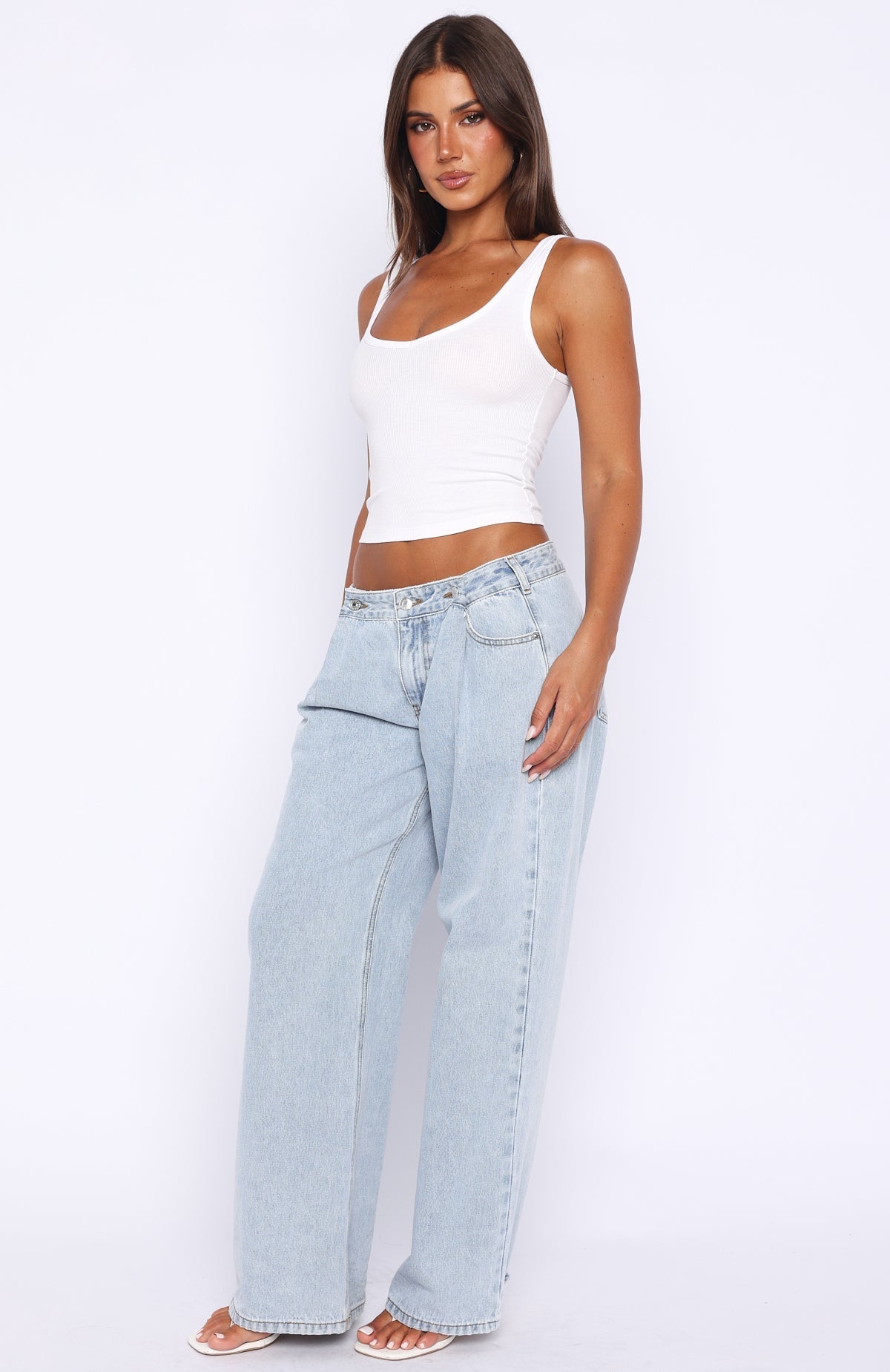 White Fox Day At A Time Low Rise Wide Leg Jeans Mid Blue