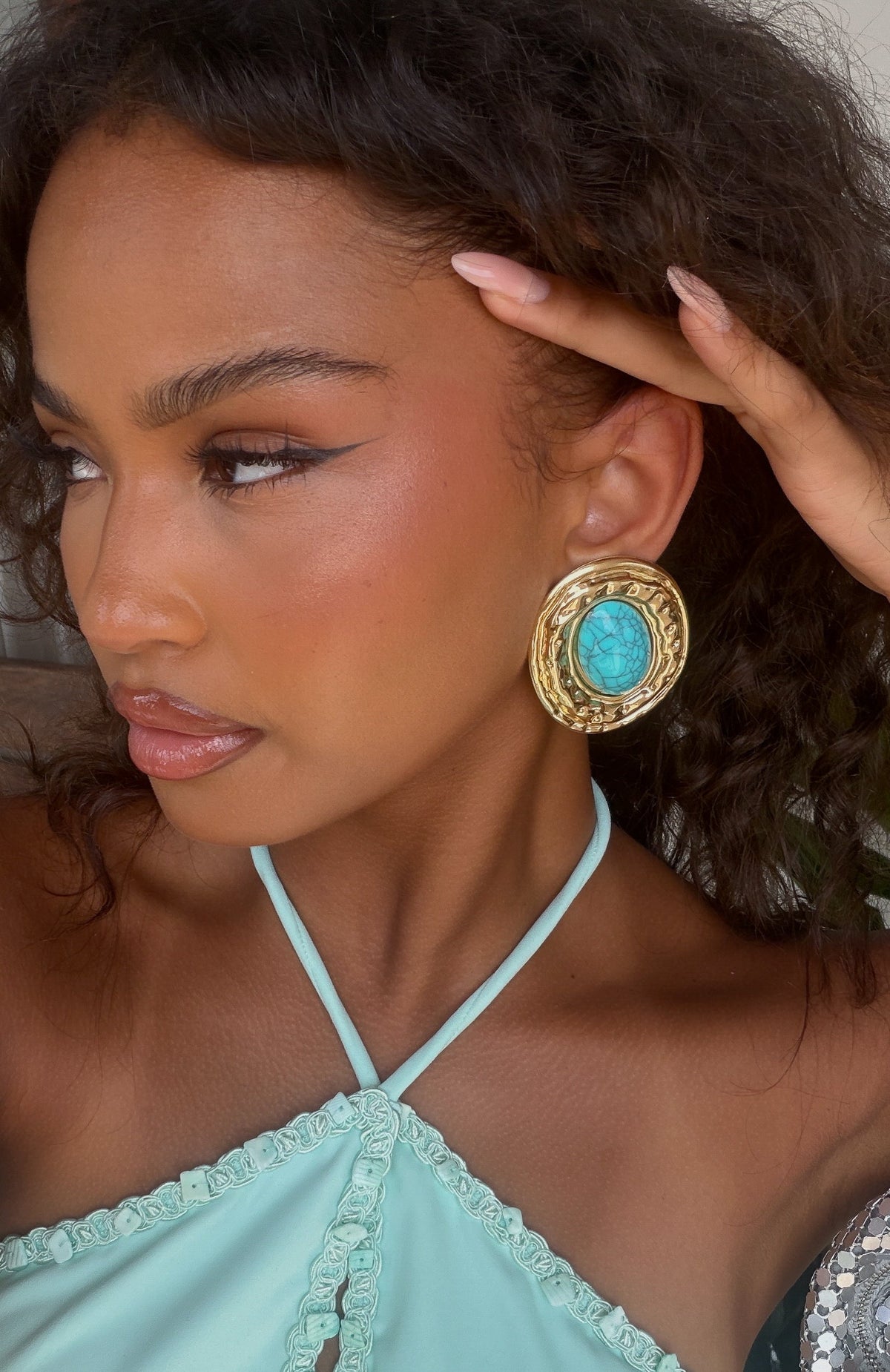 White Fox Ender Earrings Gold