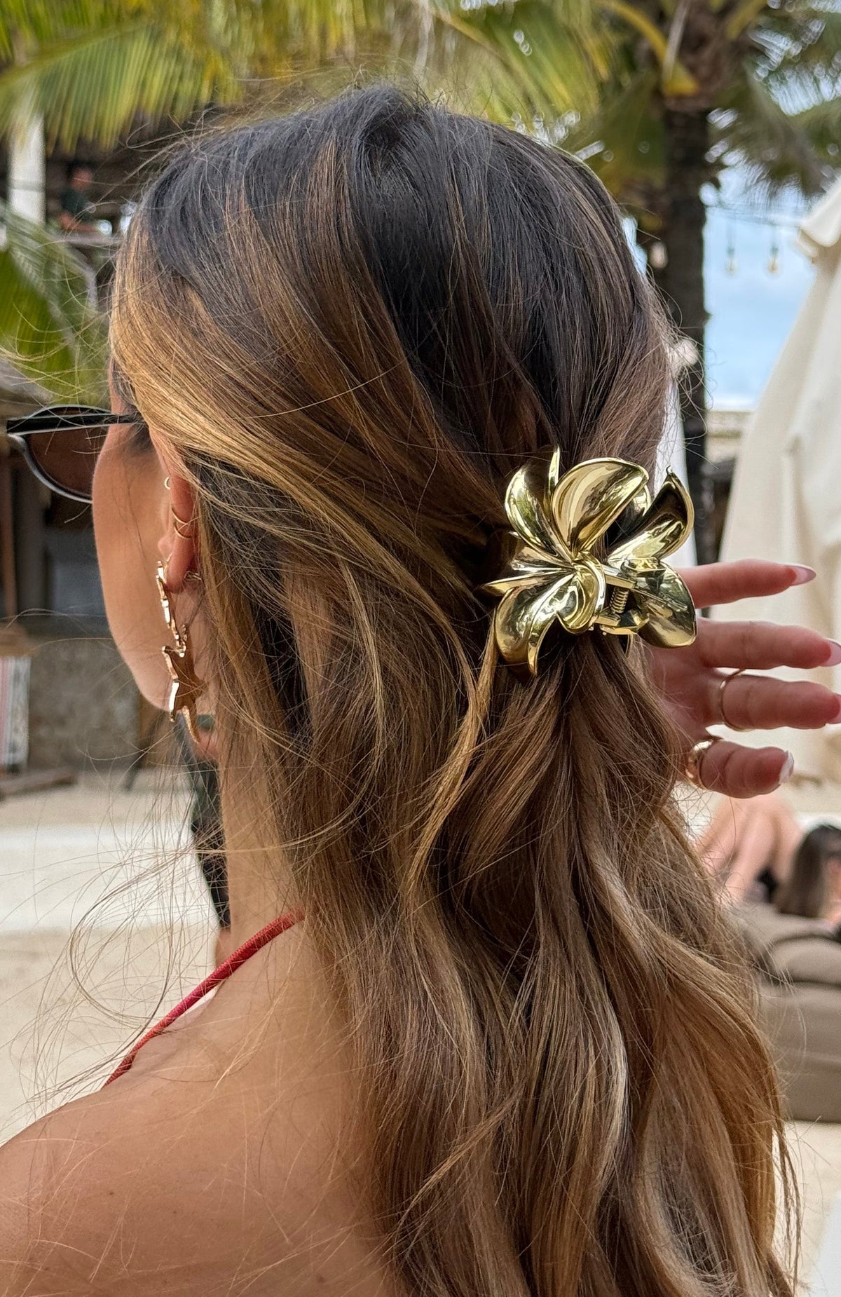 White Fox Floral Charm Hair Clip Gold