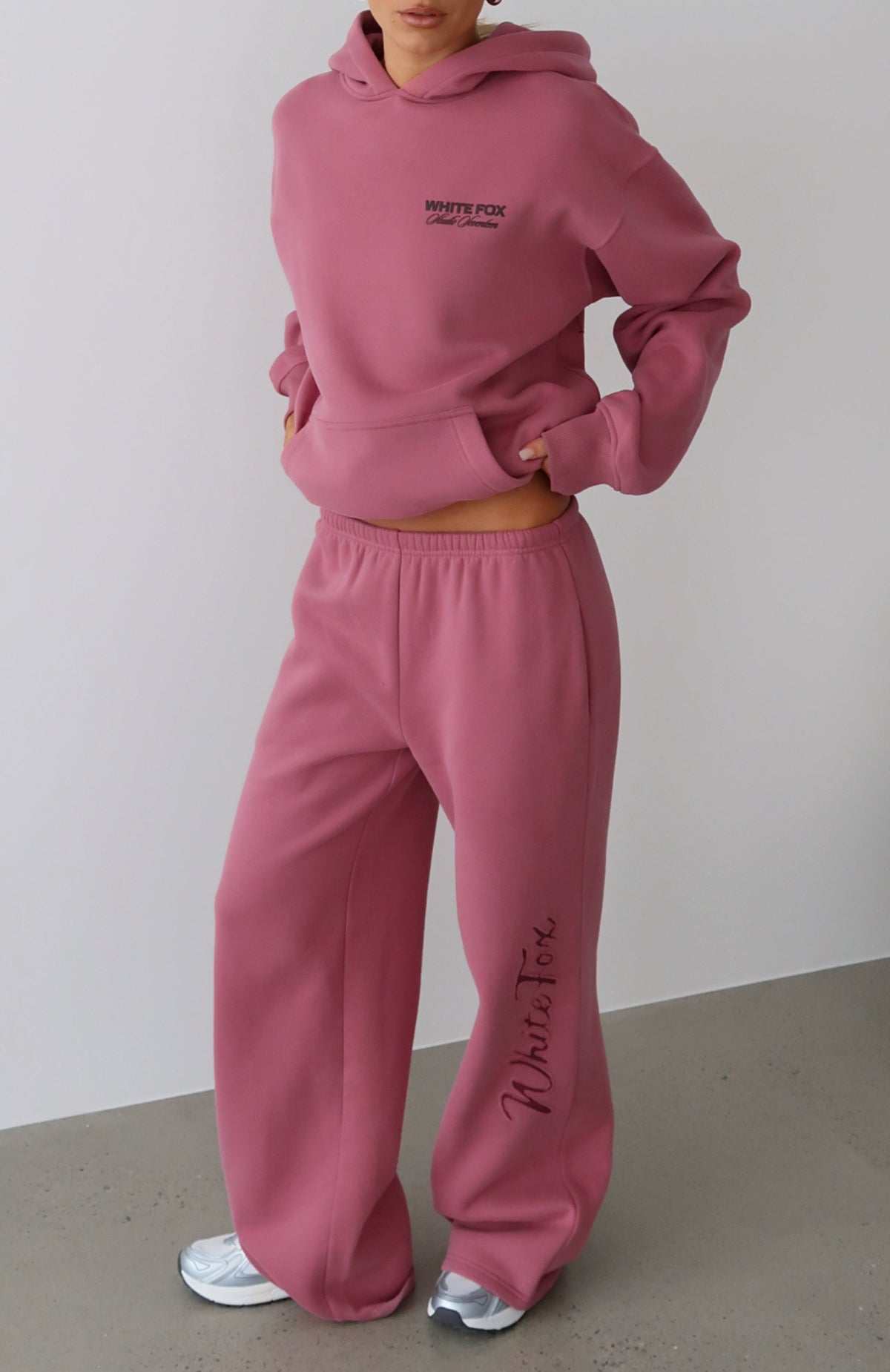White Fox Studio 17 Tallulah Oversized Hoodie Dusty Plum
