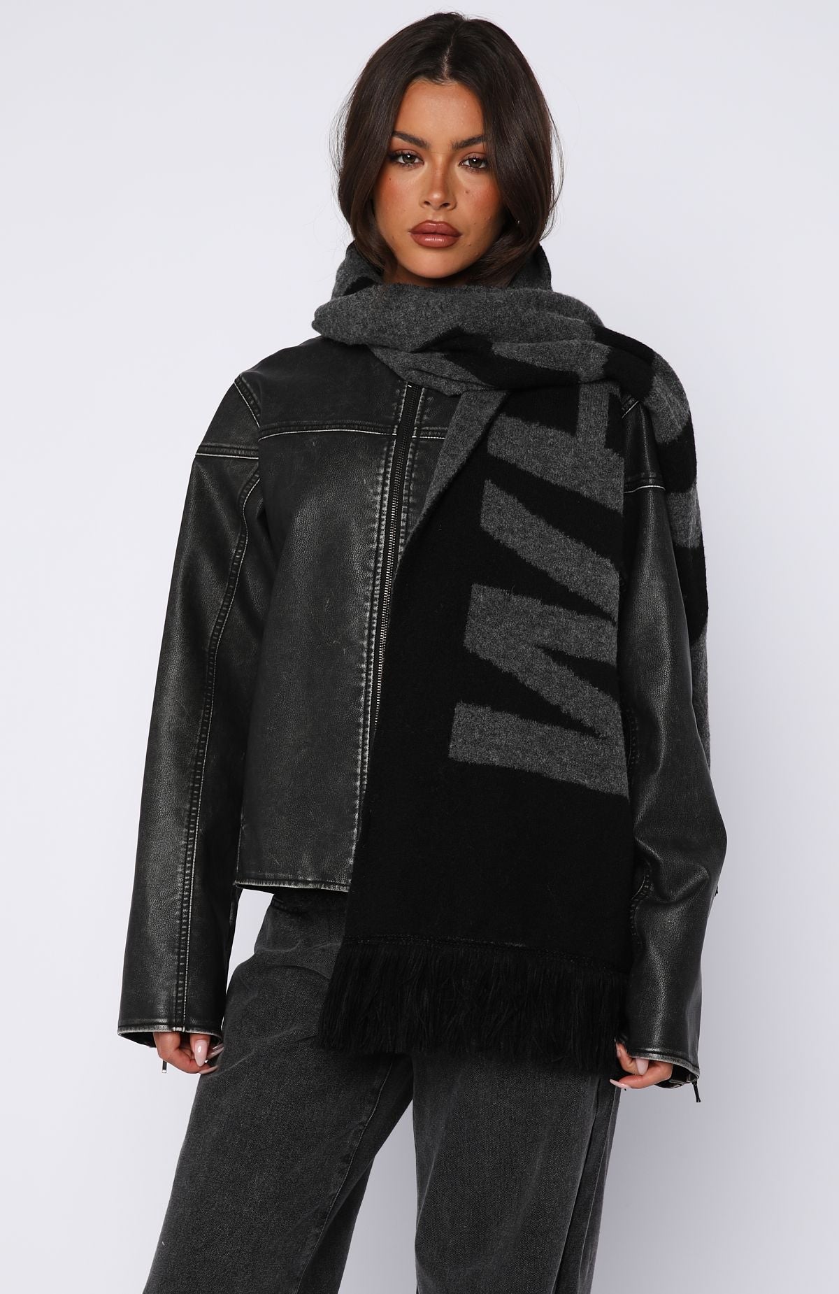 White Fox Falsetto Scarf Black