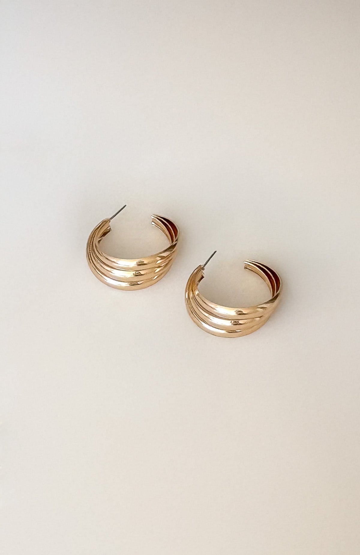 White Fox Cerese Earrings Gold