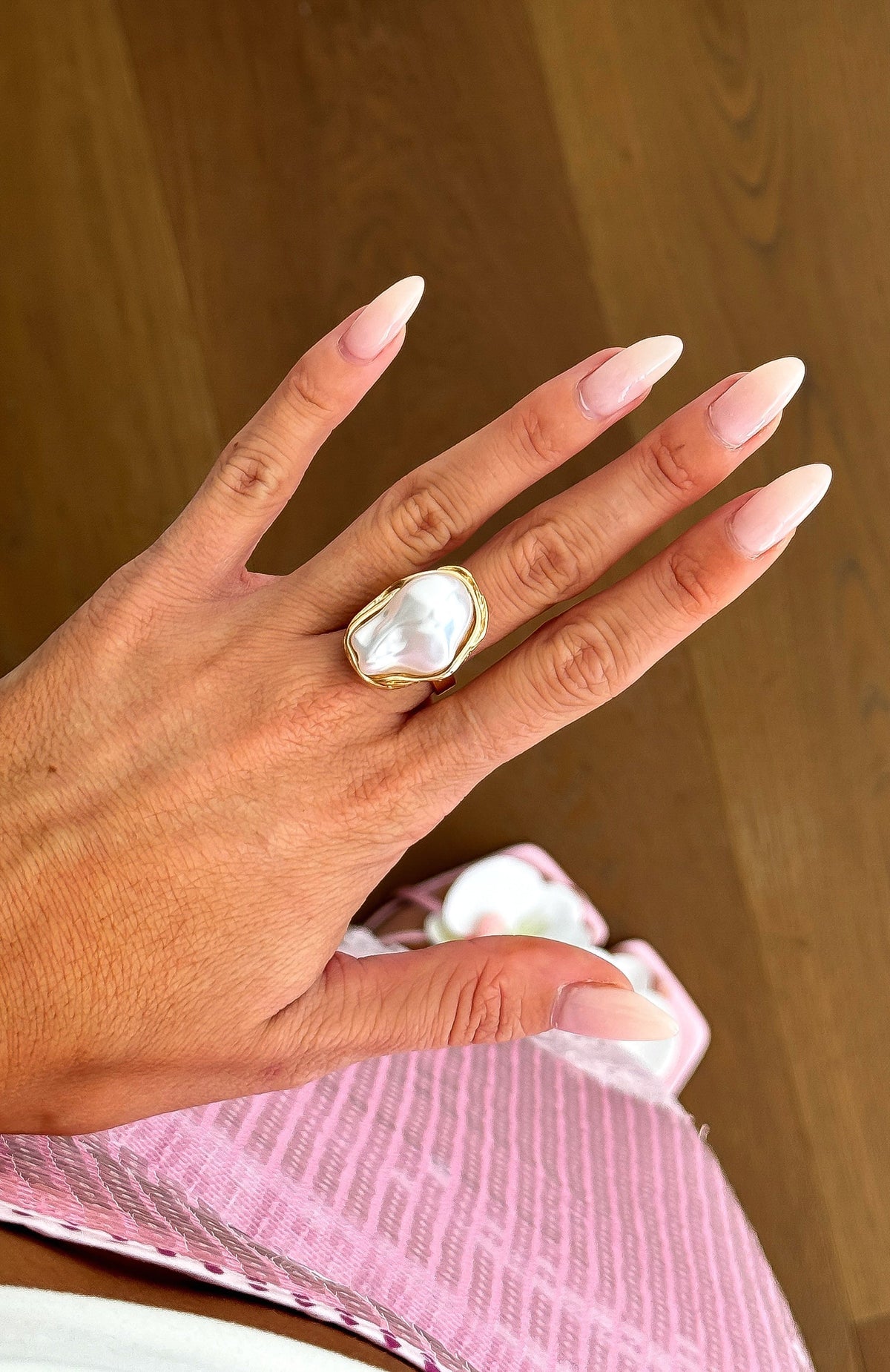 White Fox Electra Ring Gold