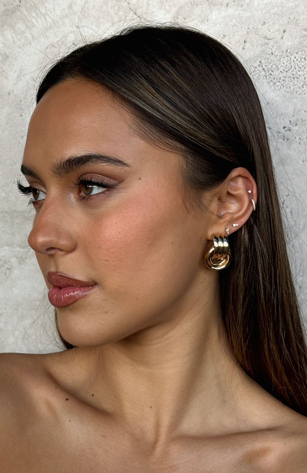 White Fox Michael Earrings Gold