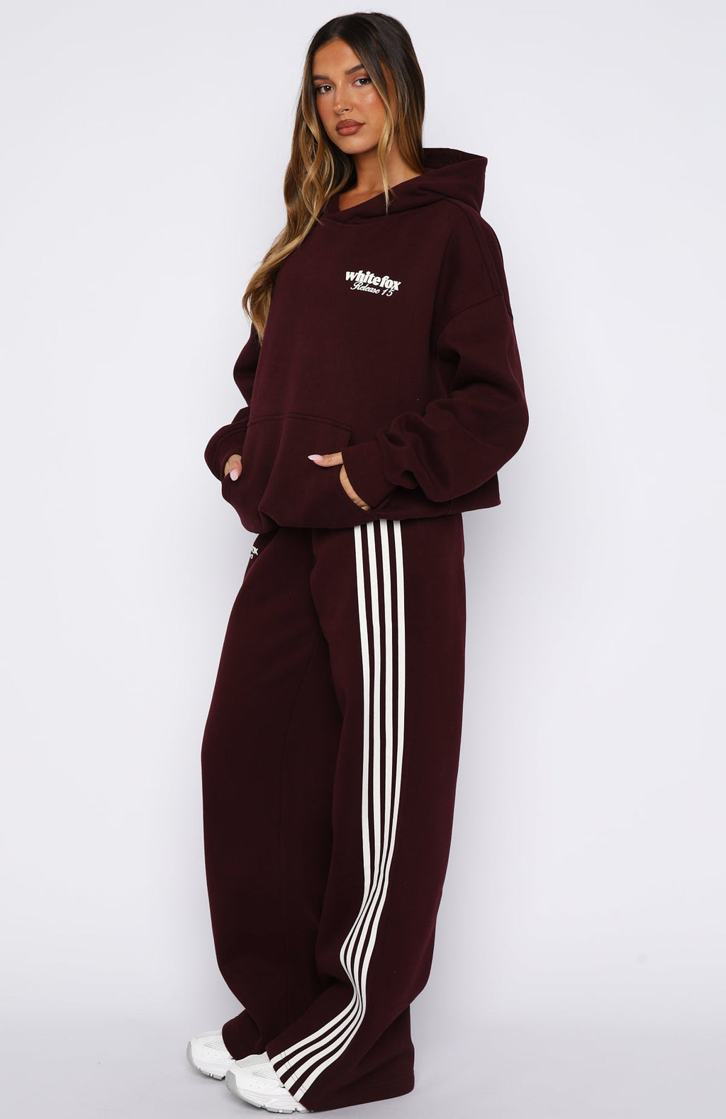 White Fox Release 15 Asalia Wide Leg Sweatpants Plum