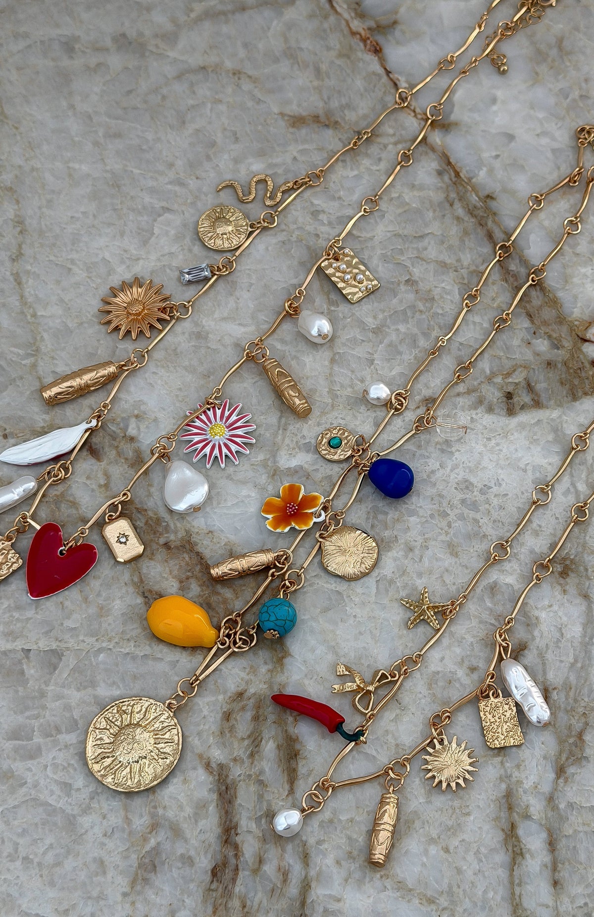 White Fox Leila Necklace Set Gold