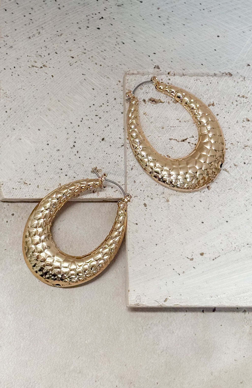 White Fox Kiaan Earrings Gold