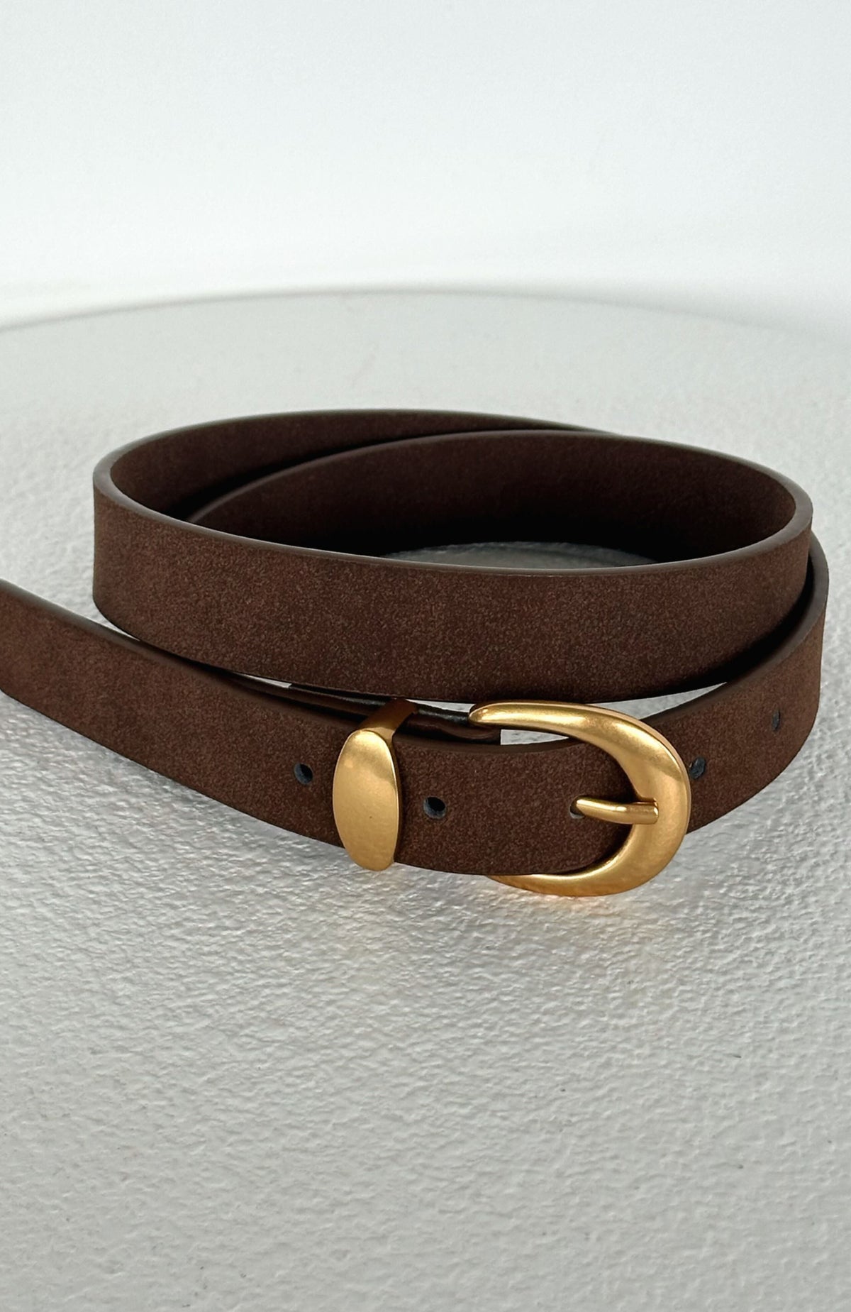 White Fox Milo Belt Chocolate Faux Suede/Gold