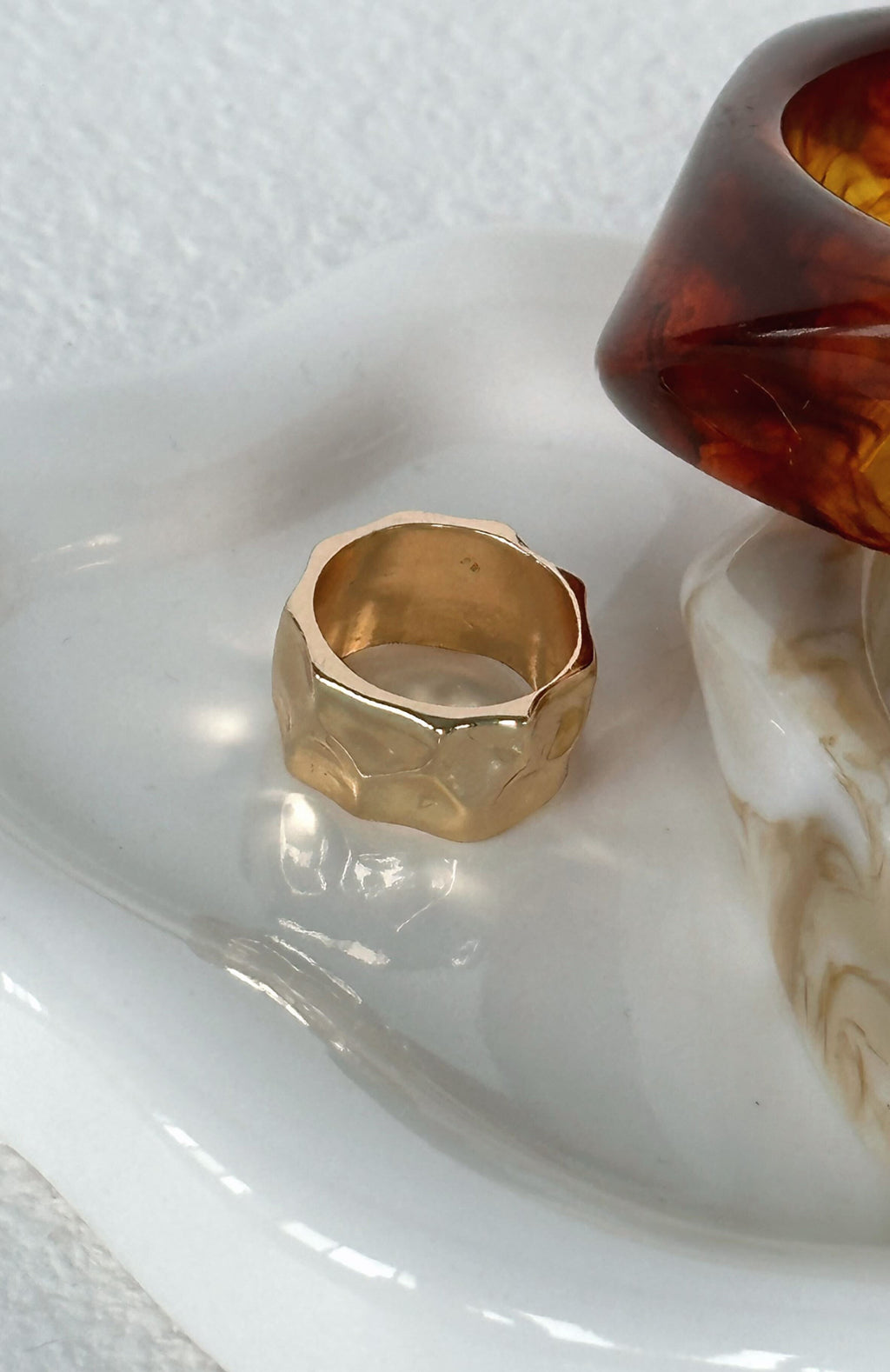 White Fox Jakov Ring Gold