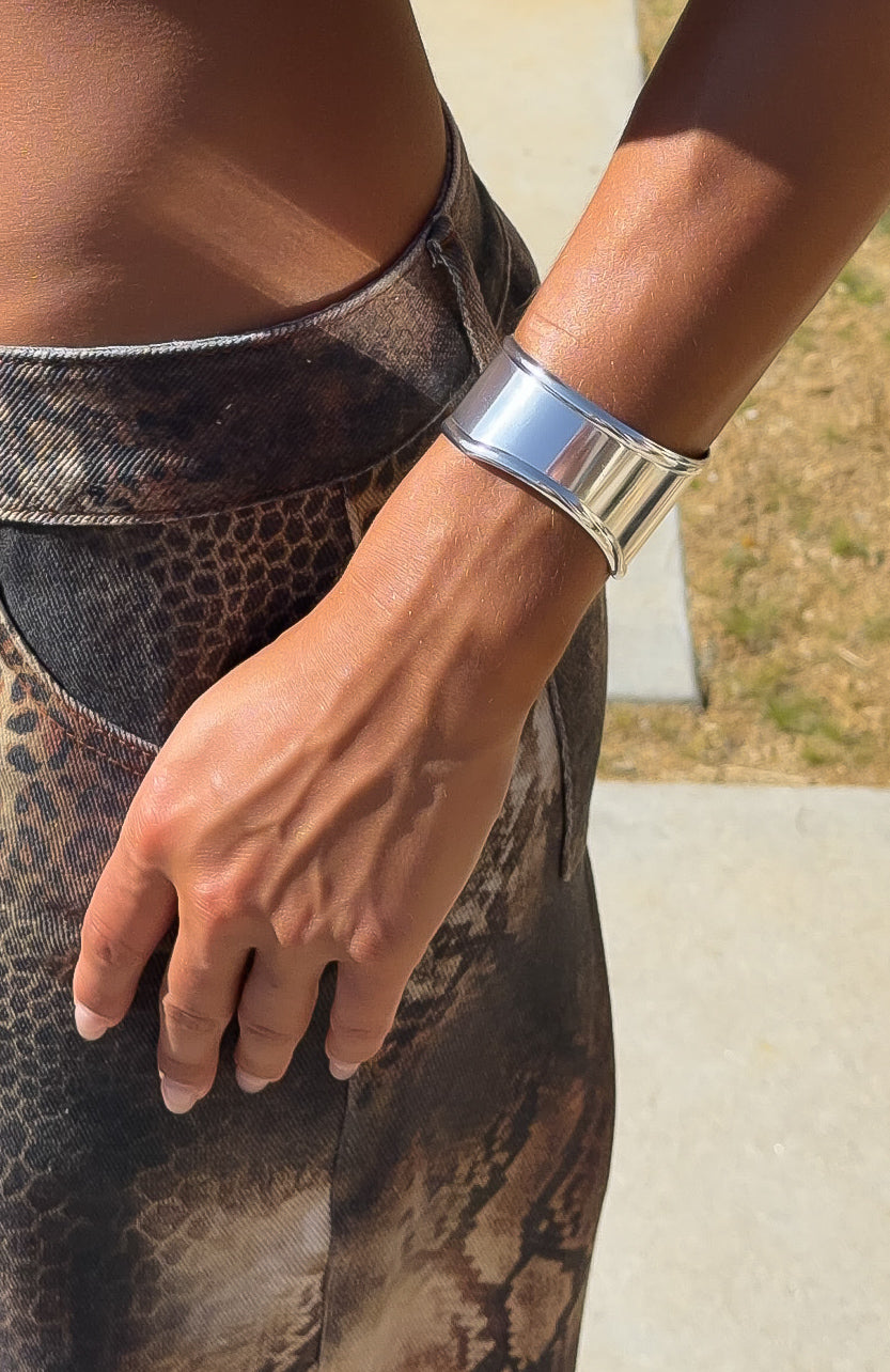 White Fox Azura Chunky Bangle Silver