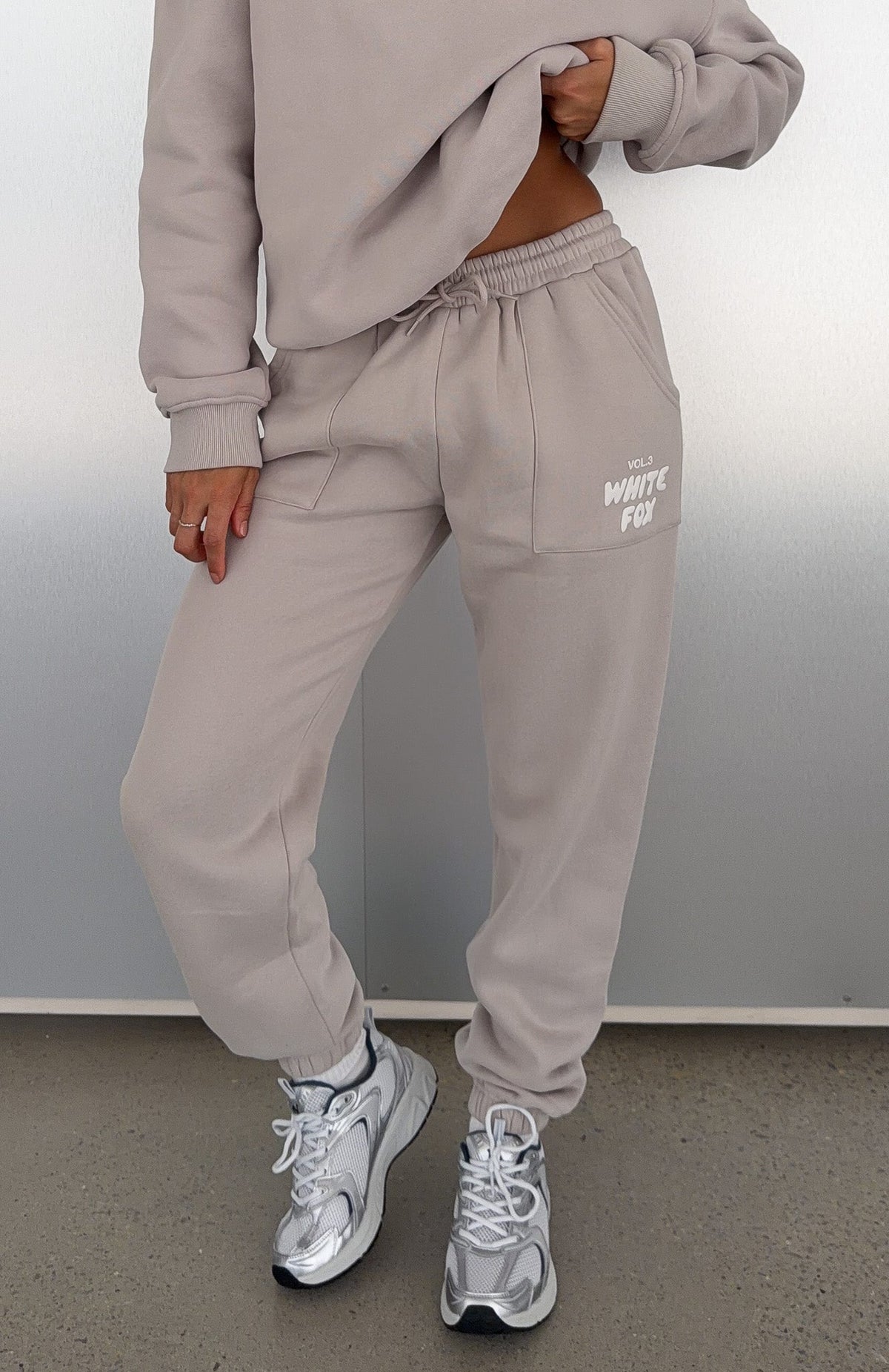 White Fox Offstage Sweatpants Moon