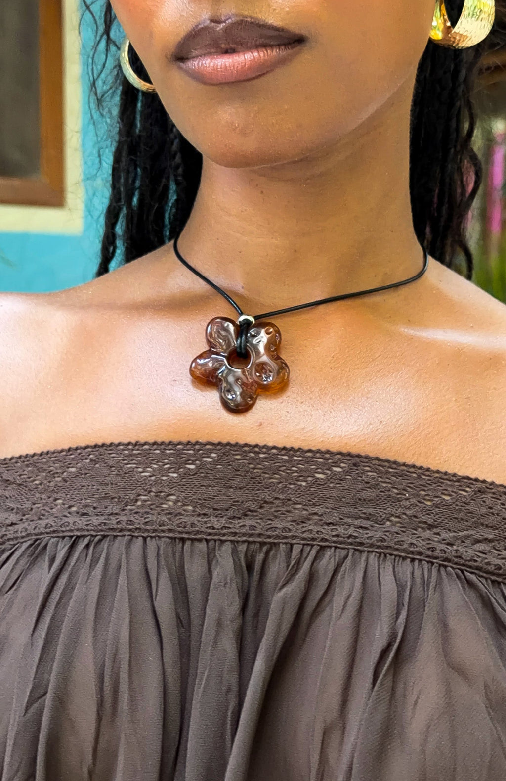 White Fox Xavia Necklace Black/Amber