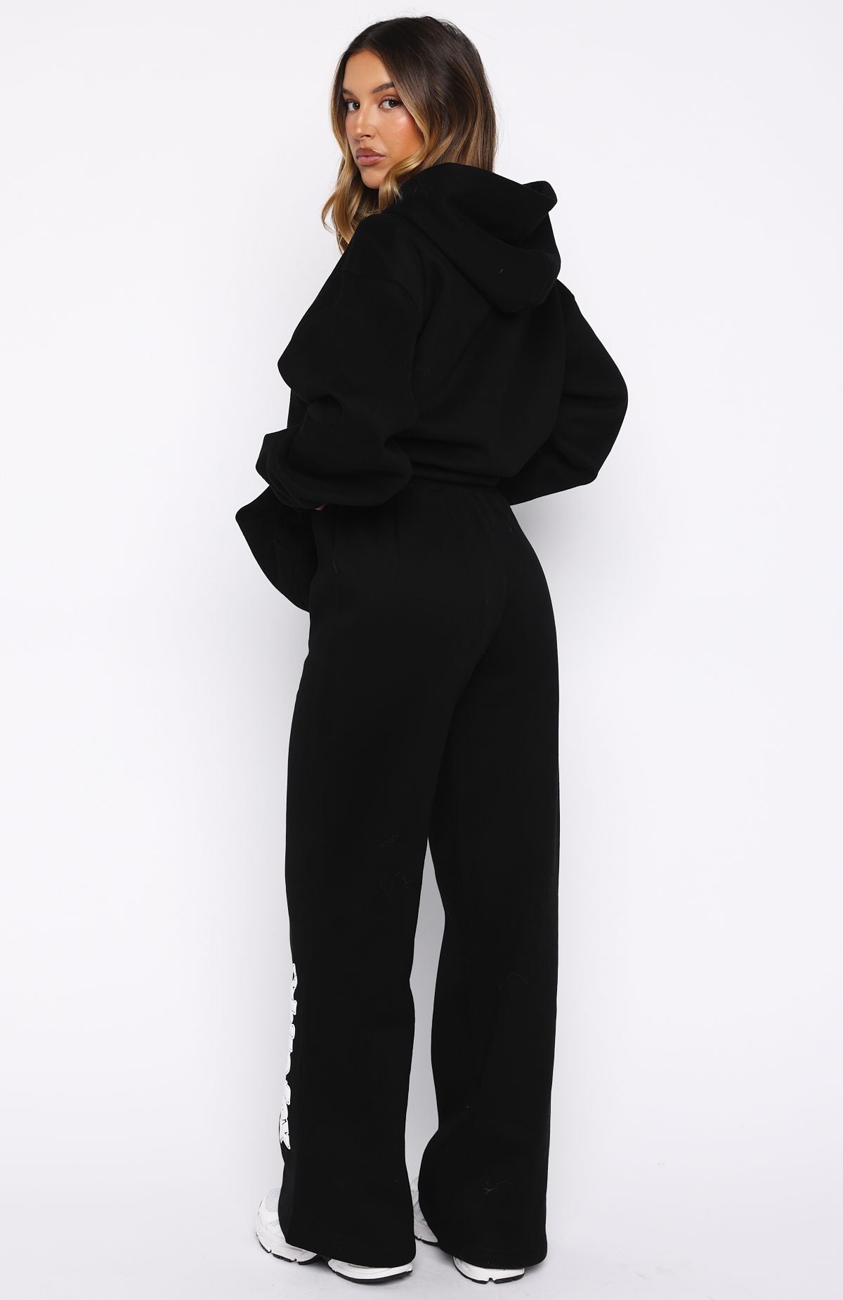 White Fox Ready To Go Wide Leg Sweatpants Black