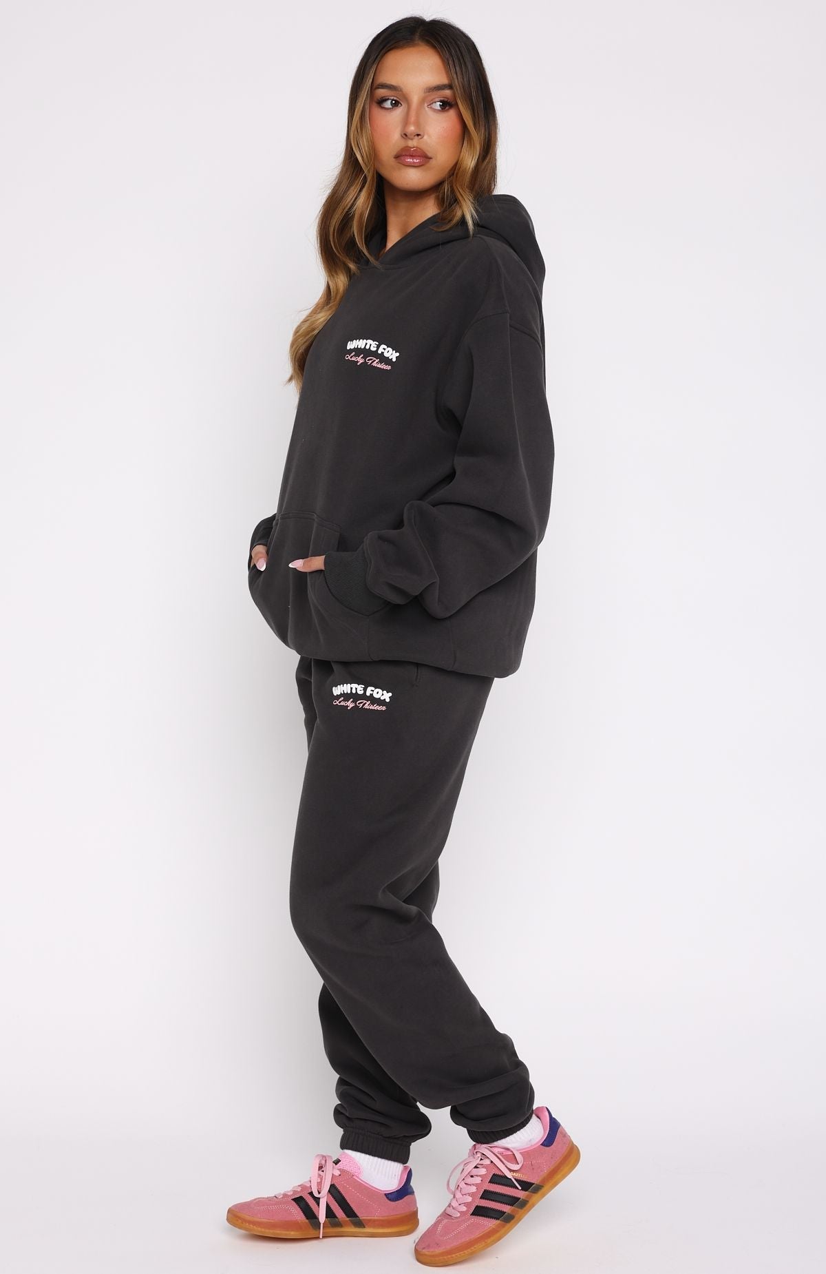 White Fox Lucky Thirteen Cheyenne Sweatpants Charcoal