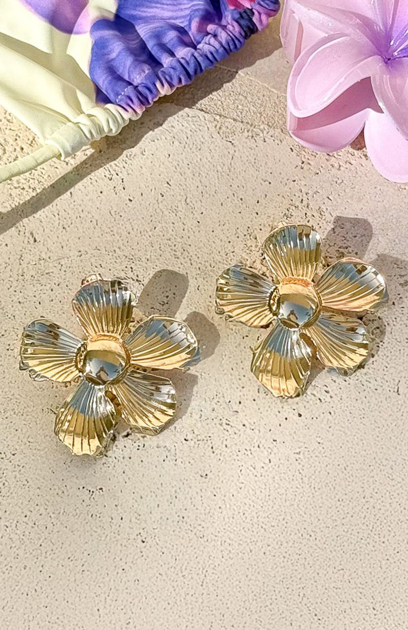 White Fox Arlan Earrings Gold