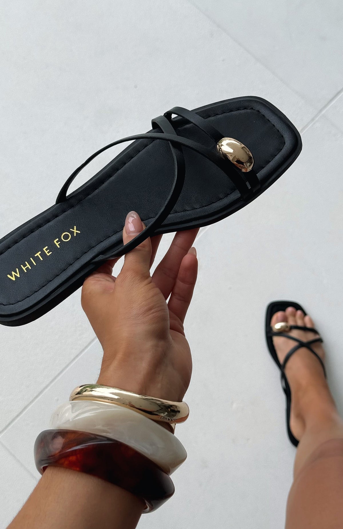 White Fox Jasper Sandals Black