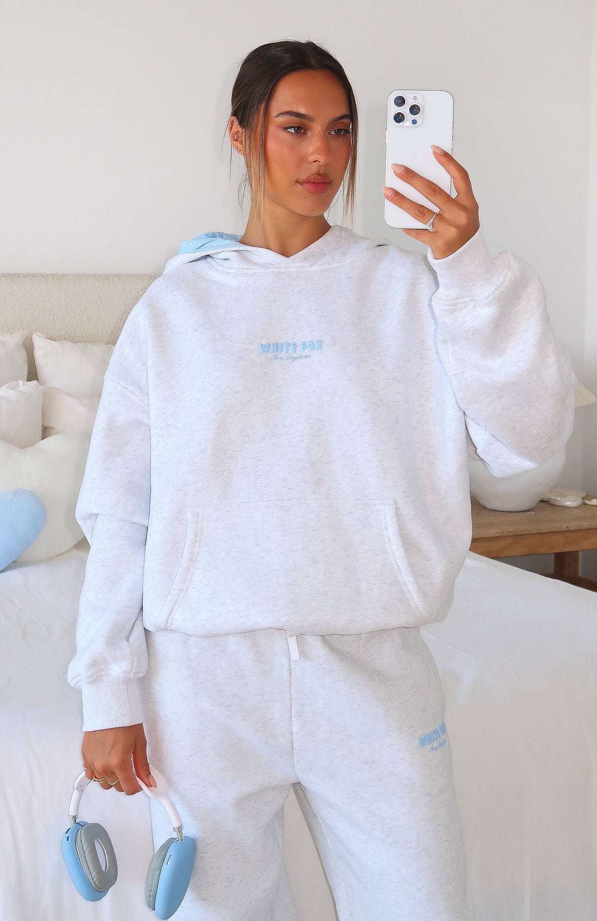 White Fox Daydreamers Nadia Oversized Hoodie Grey Marle